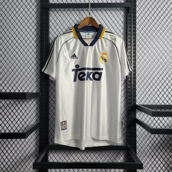 Real Madrid 1998-00 Home | Retro Jersey