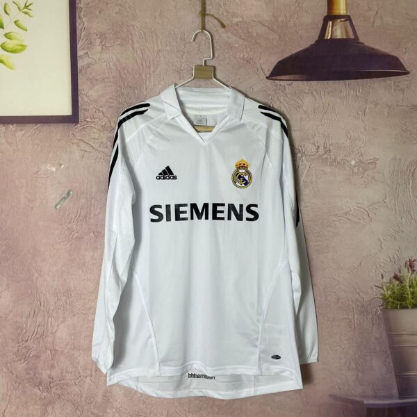 Real Madrid 2005-06 FS | Retro Jersey