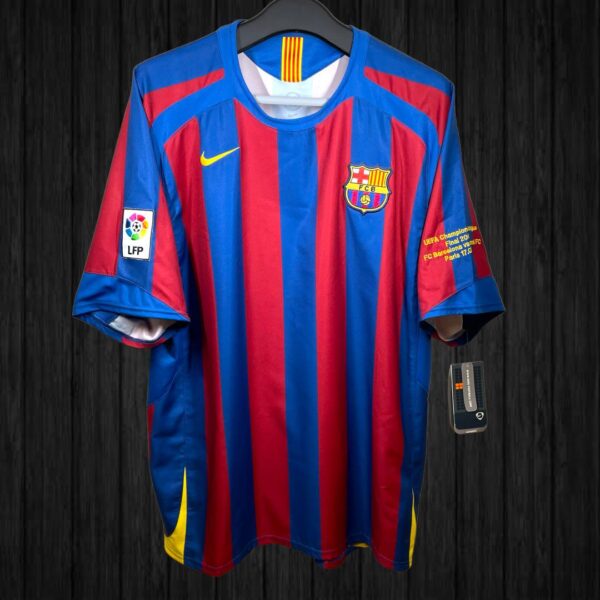 Barcelona 2005-06 Home | Retro Jersey