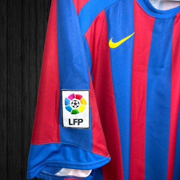 Barcelona 2005-06 Home | Retro Jersey