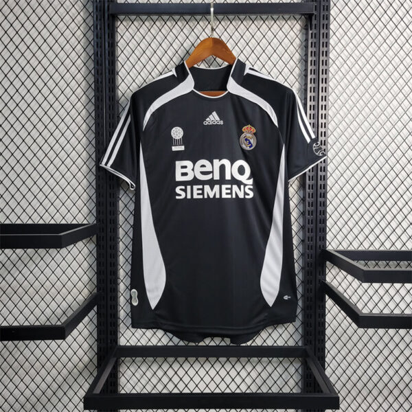 Real Madrid 2006-07 Away | Retro Jersey