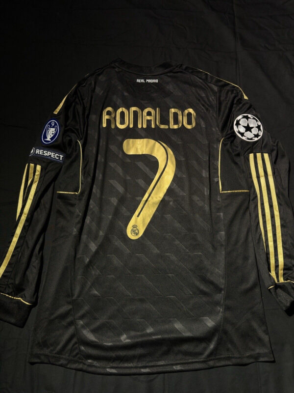 Real Madrid 2011-12 Away FS | Retro Jersey